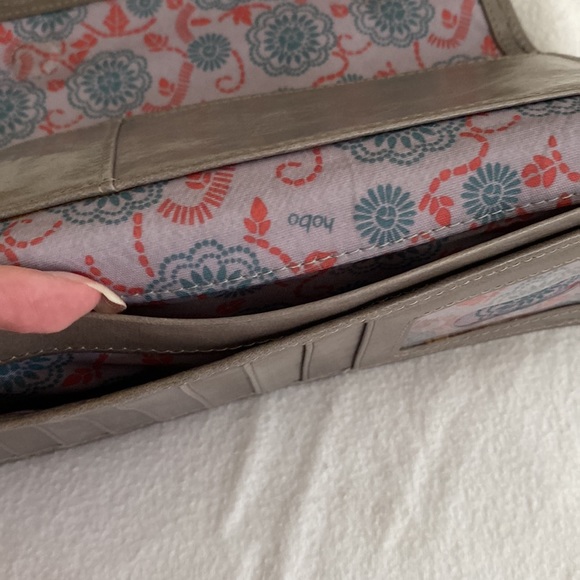 HOBO Wallet - Picture 8 of 14